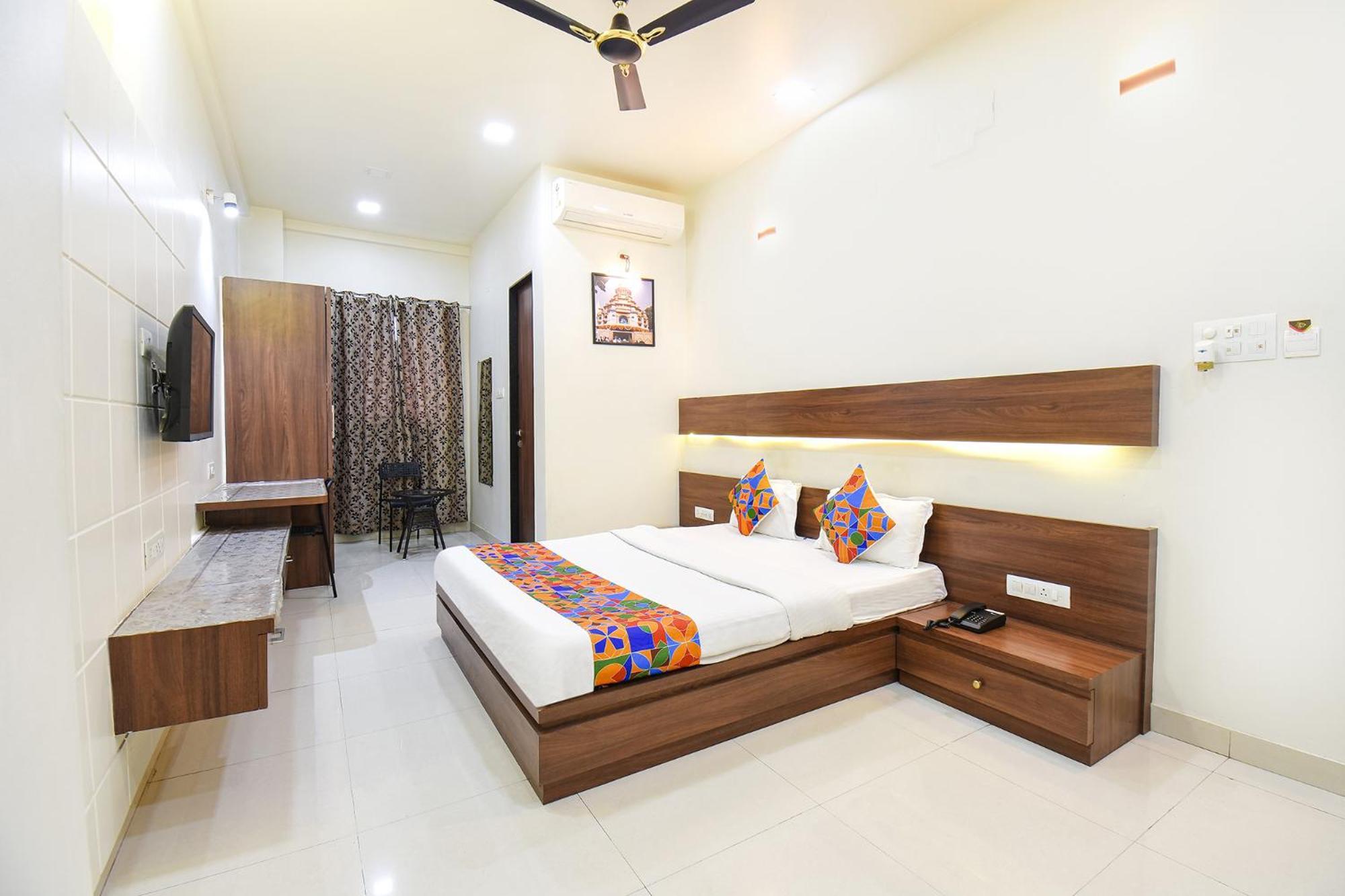 Fabhotel Royal Suits - Nr Mahadji Shinde Chhatri Mundhwa Exterior foto